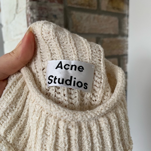 Acne Studio | S | Beige knitted Turtleneck Sweater - Picture 5 of 6